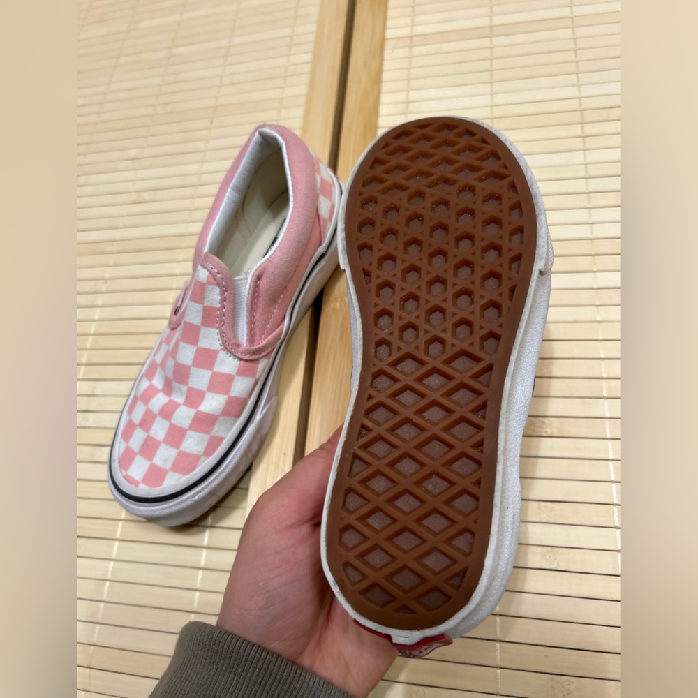 Vans Kids Classic Slip-On Checkerboard Shoe
Size:12c